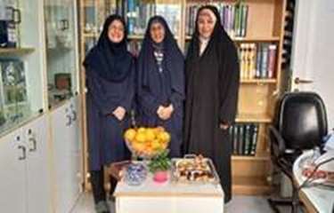 کارکنان مرکز